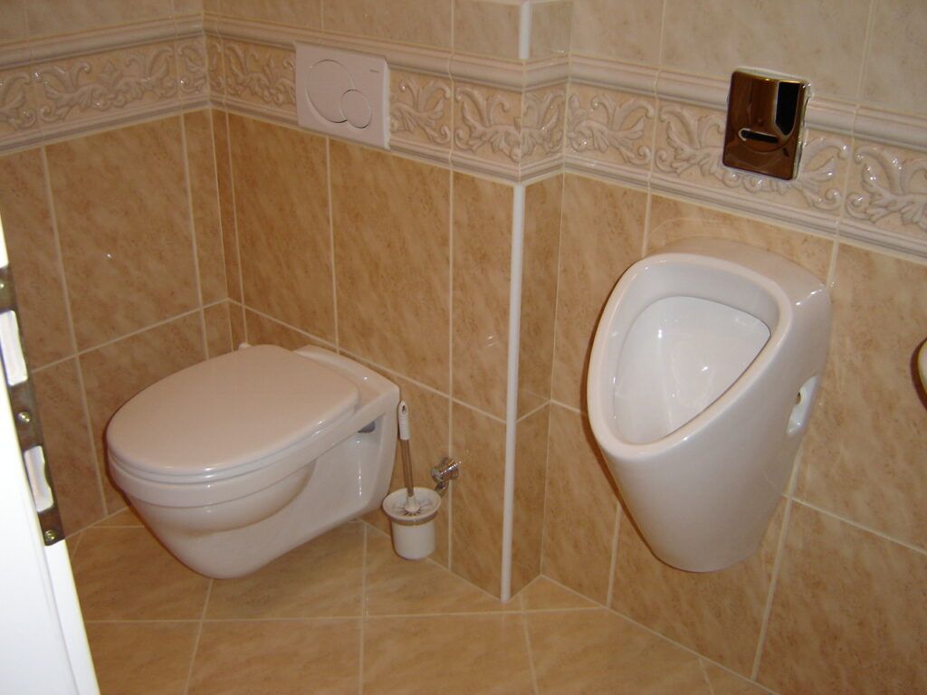 Komplett épületgépészeti kivitelezés, 2013. Gyulafirátót