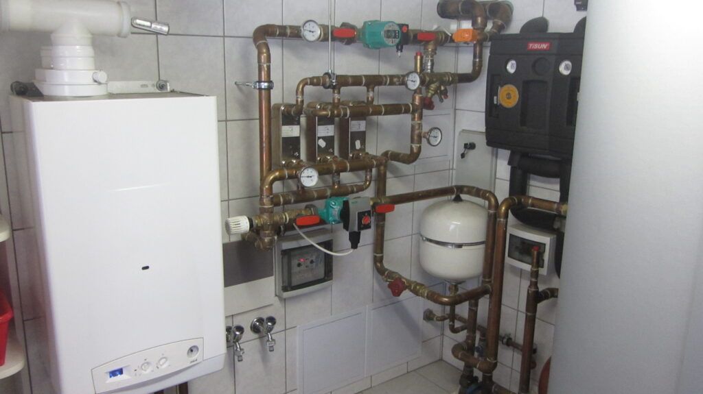 Napkollektor telepítés, 2012. Gyulafirátót