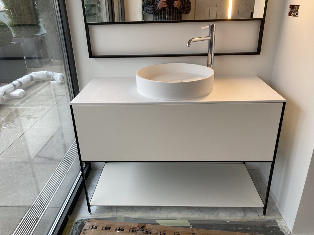 Vízvezeték szerelés, 2020. Budapest, Szőlő utca