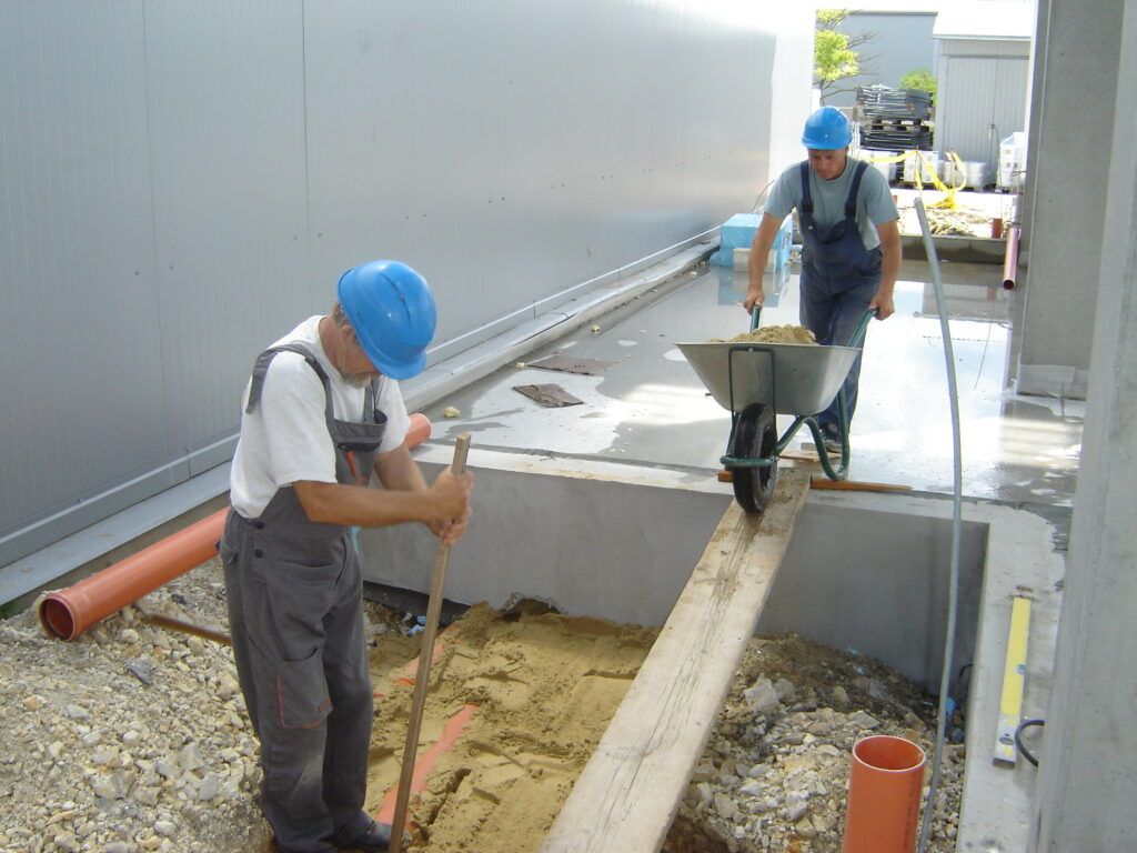 Komplett épületgépészeti kivitelezés, 2011. Mixtura