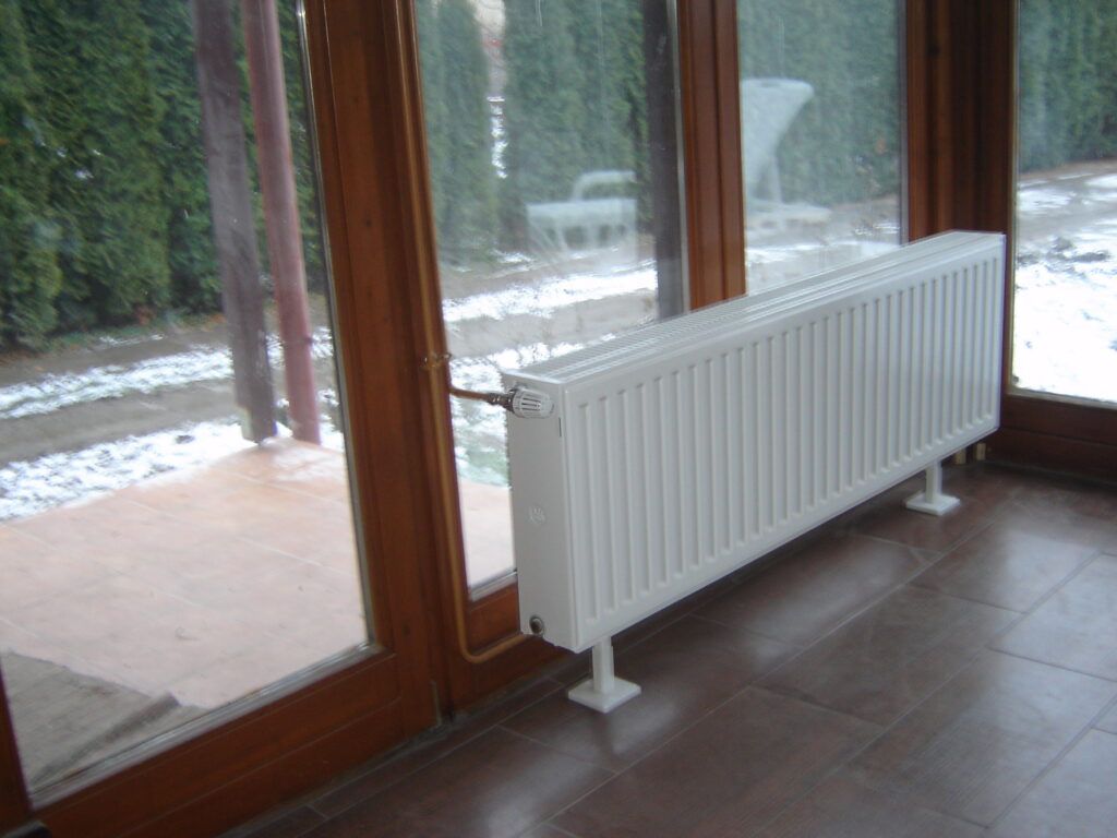 Komplett épületgépészeti kivitelezés, 2005. Veszprém