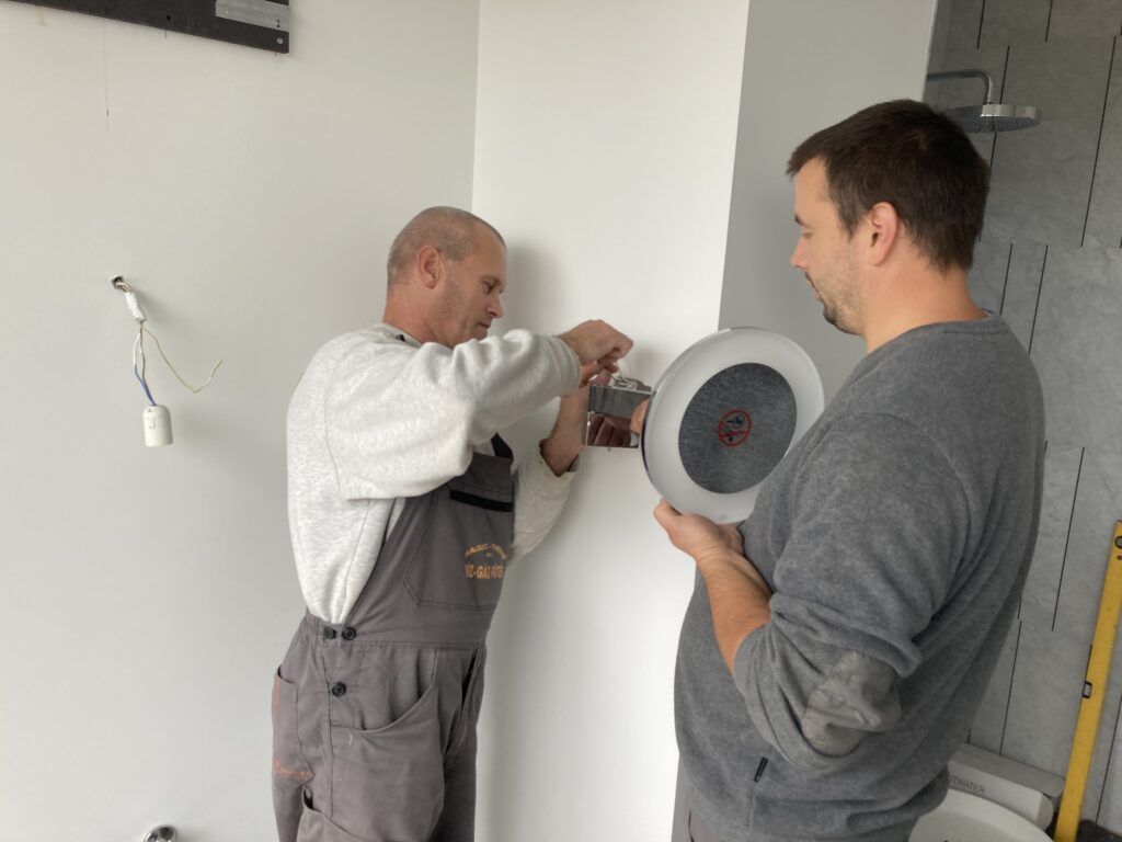 Vízvezeték szerelés, 2020. Budapest, Szőlő utca