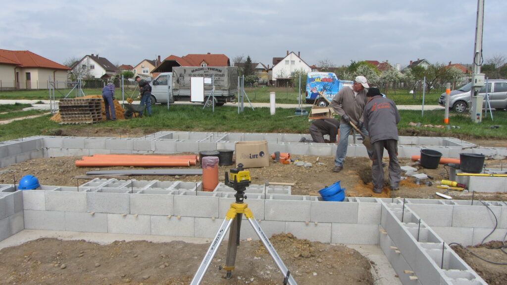 Komplett épületgépészeti kivitelezés, 2016. Gyulafirátót