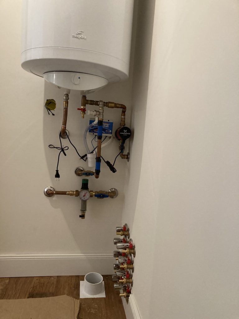 Komplett épületgépészeti kivitelezés, 2019-2021. Ábrahámhegy